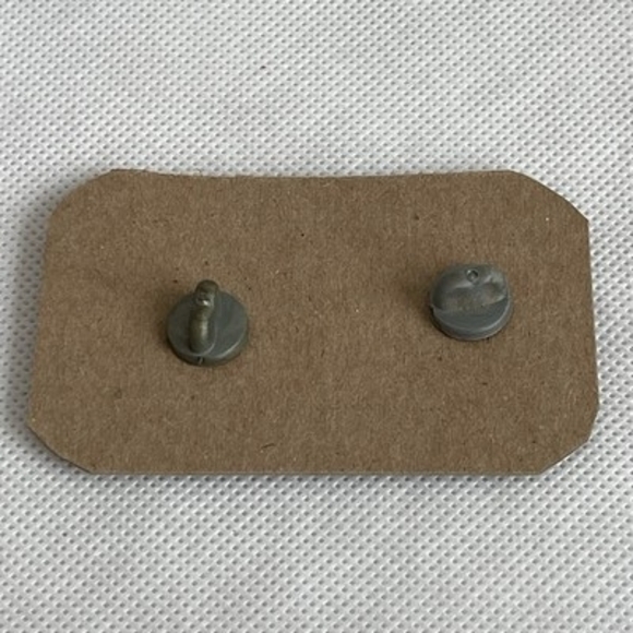 Vintage M14 Rifle Hat Silver Lapel Pin Military Collectible Very Good Condition - Picture 3 of 3